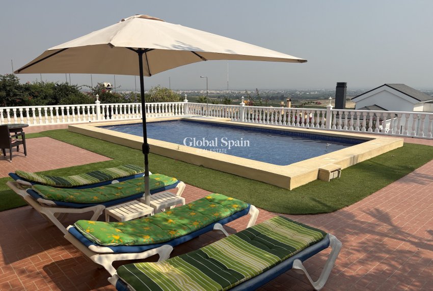 Wederverkoop - Villa -
ALGORFA