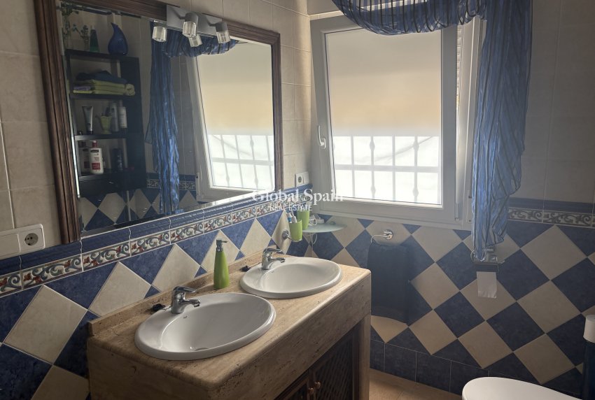 Wederverkoop - Villa -
ALGORFA