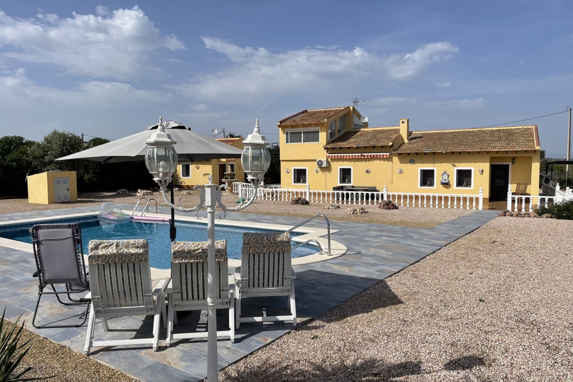 Wederverkoop - VILLA -
ALHAMA DE MURCIA - Inland