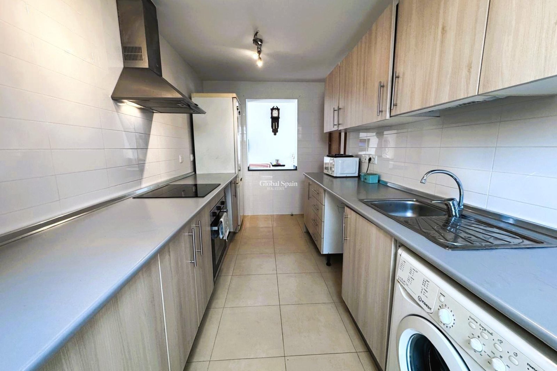 Wederverkoop - VILLA -
ALHAMA DE MURCIA