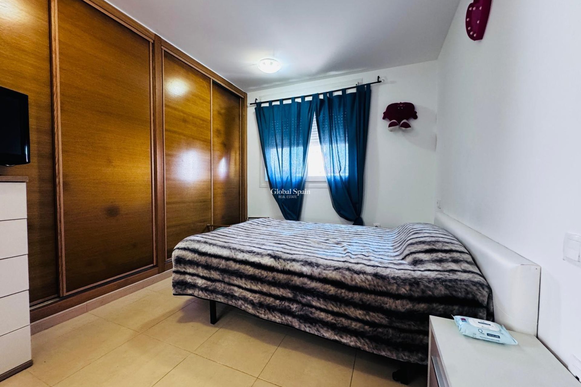 Wederverkoop - VILLA -
ALHAMA DE MURCIA