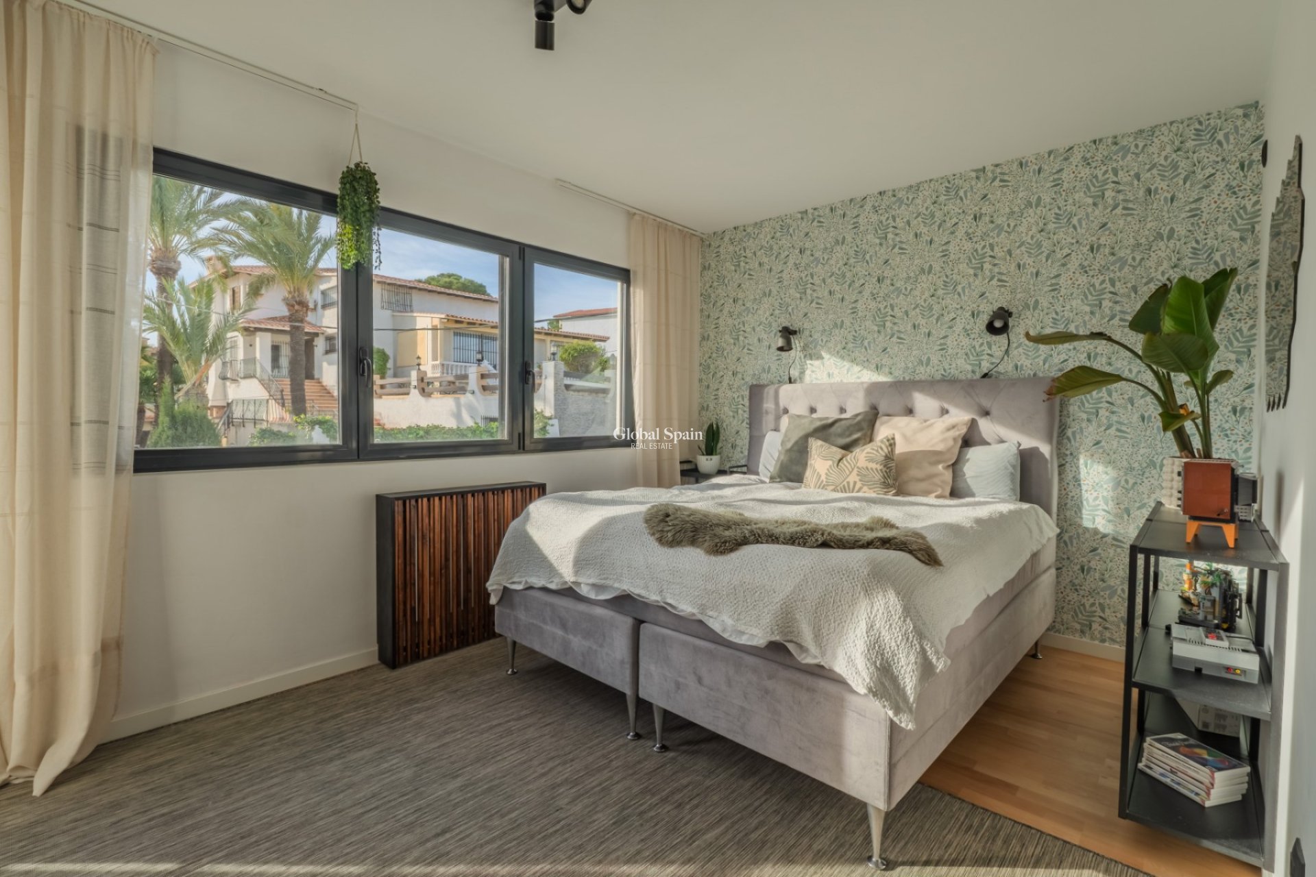 Wederverkoop - VILLA -
ALICANTE - Cabo de las Huertas