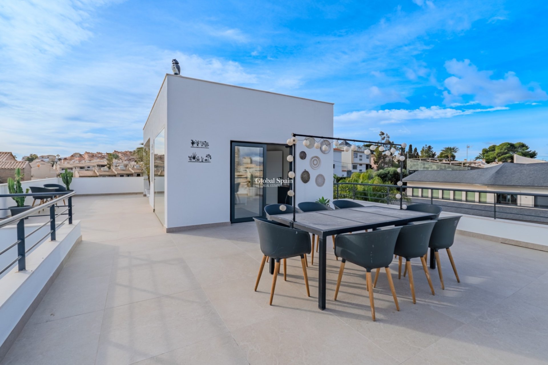 Wederverkoop - VILLA -
ALICANTE - Cabo de las Huertas