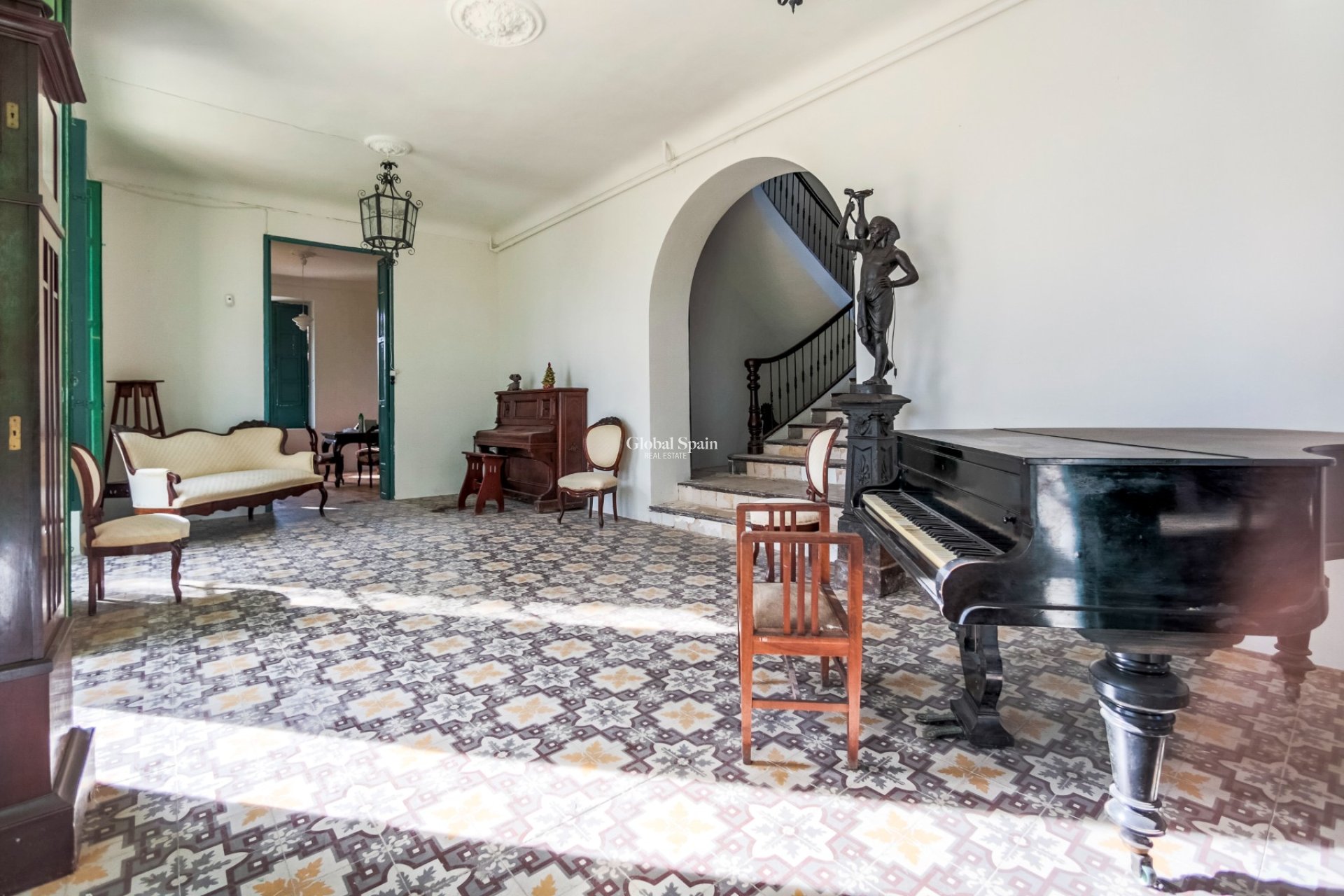 Wederverkoop - VILLA -
ALICANTE - Costa Blanca