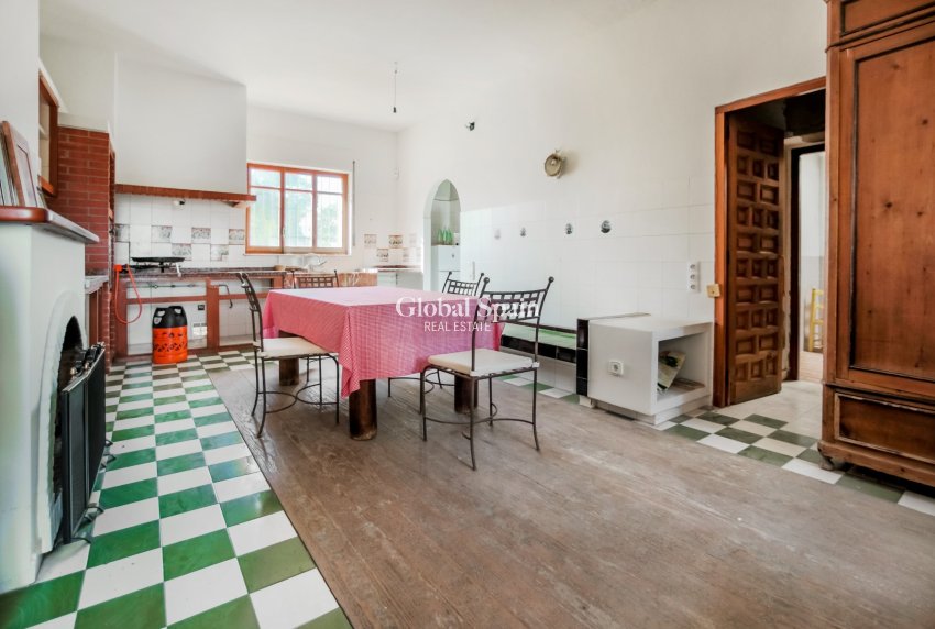 Wederverkoop - VILLA -
ALICANTE - Costa Blanca