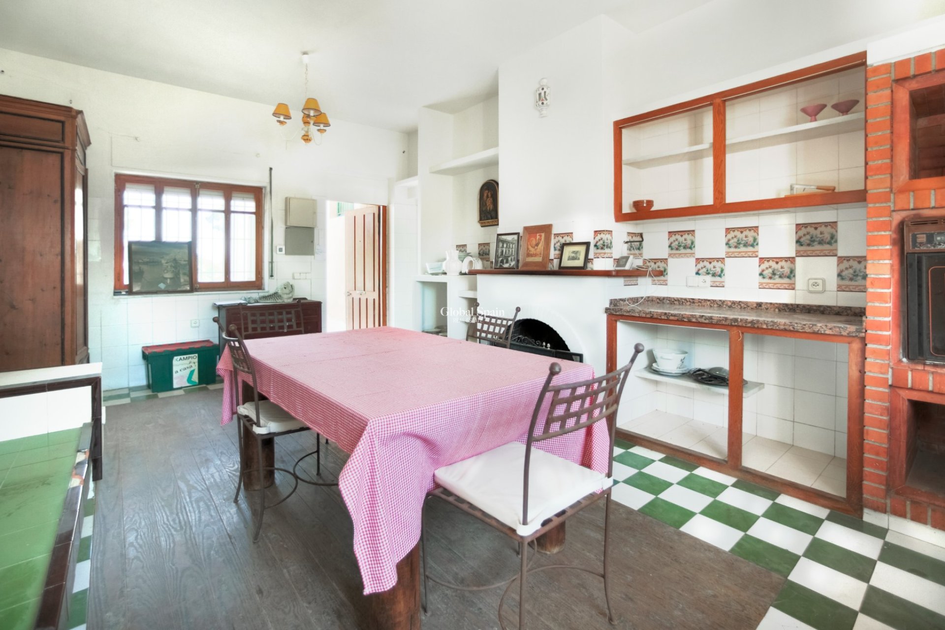 Wederverkoop - VILLA -
ALICANTE - Costa Blanca