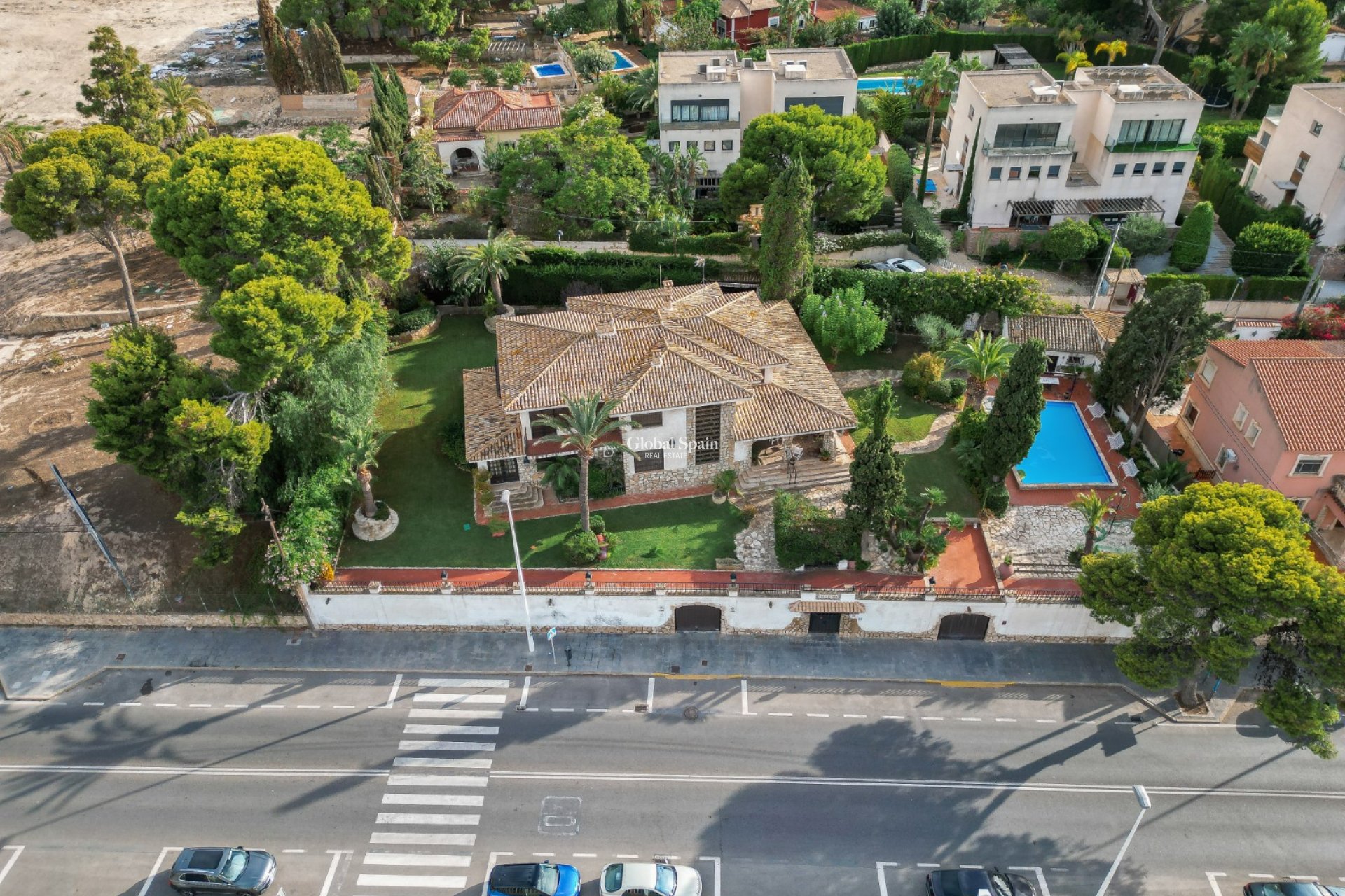 Wederverkoop - VILLA -
ALICANTE - Costa Blanca
