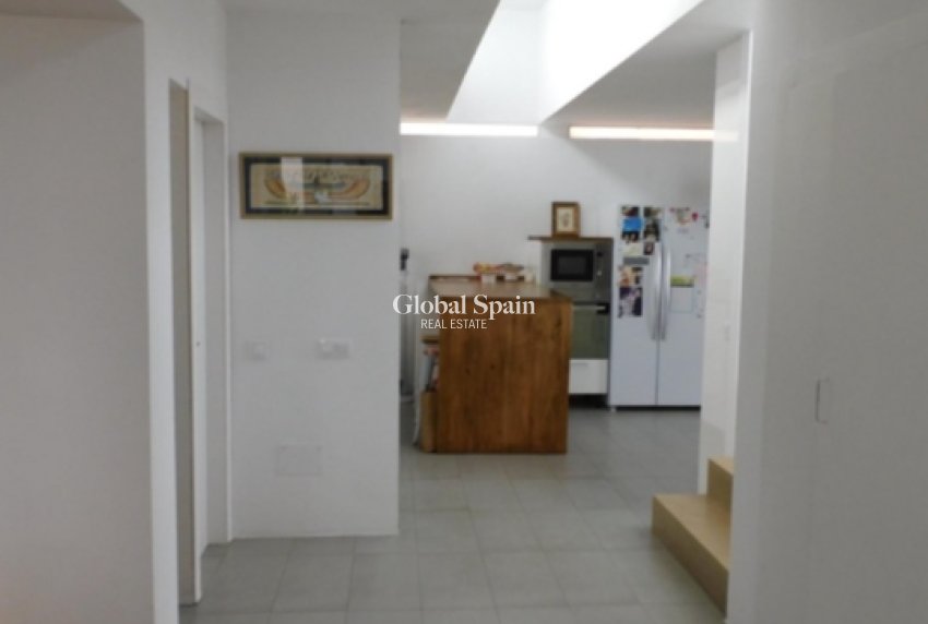 Wederverkoop - VILLA -
ALICANTE - Costa Blanca