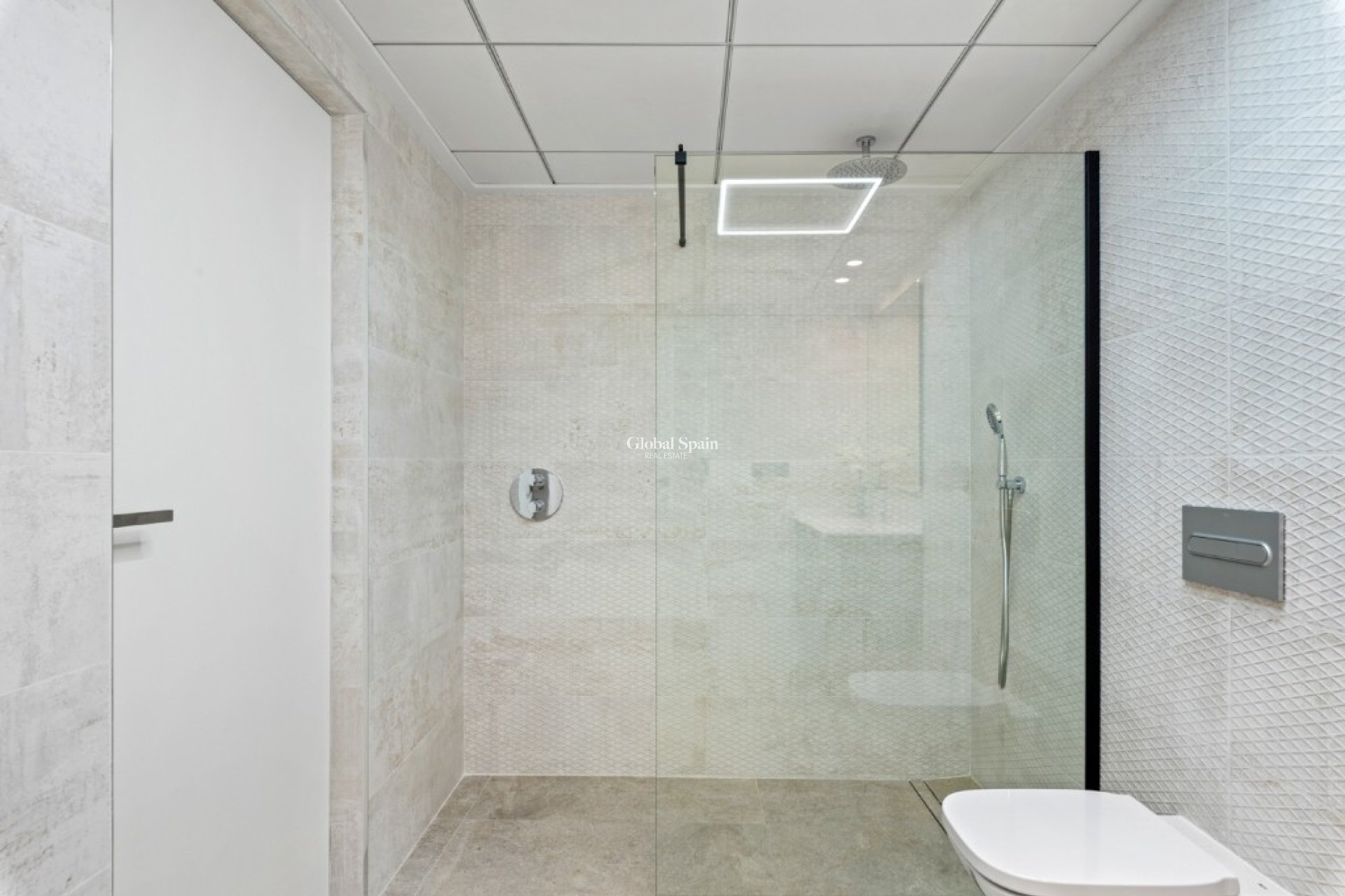 Wederverkoop - Villa -
ALICANTE - El Campello