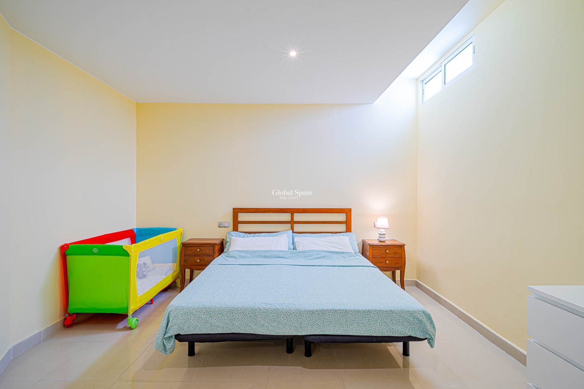 Wederverkoop - VILLA -
ALICANTE - El Campello