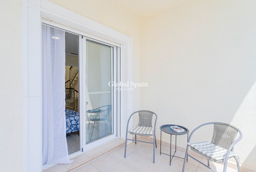 Wederverkoop - VILLA -
ALICANTE - El Campello