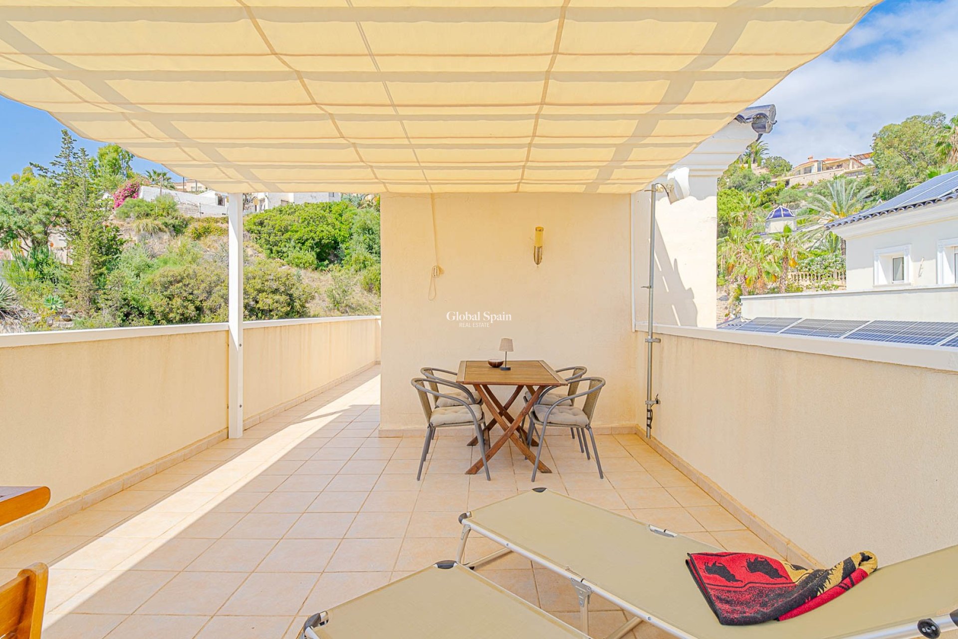 Wederverkoop - VILLA -
ALICANTE - El Campello