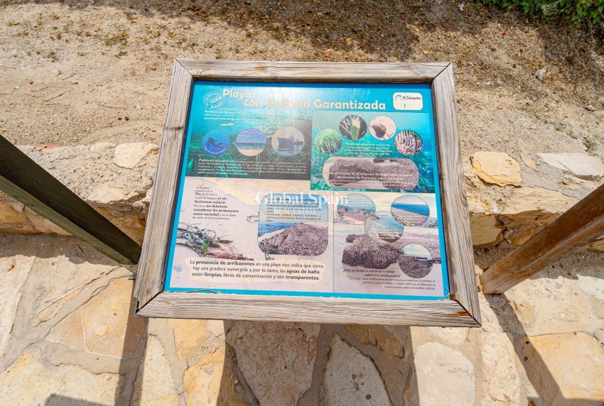 Wederverkoop - VILLA -
ALICANTE - El Campello