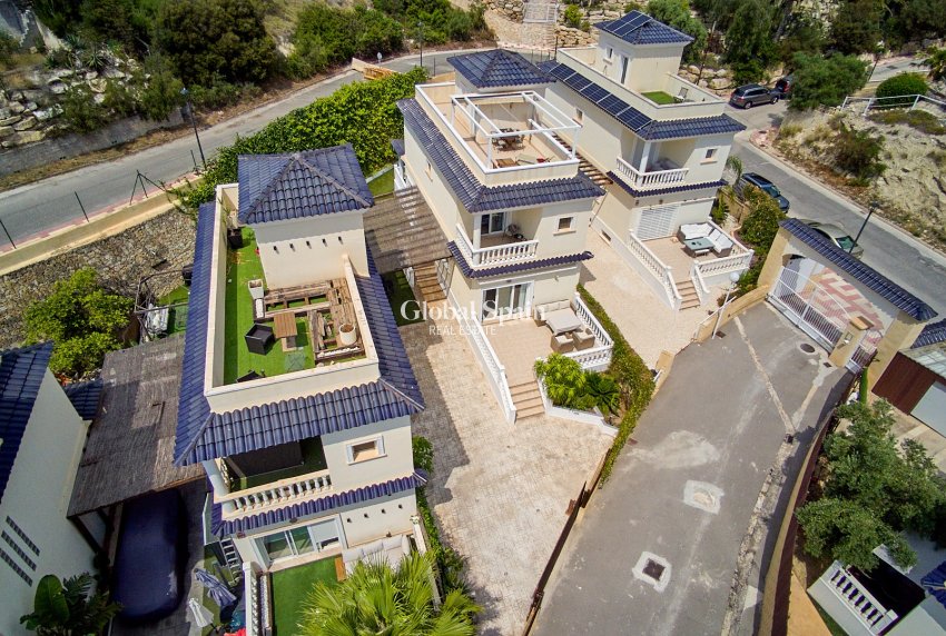Wederverkoop - VILLA -
ALICANTE - El Campello