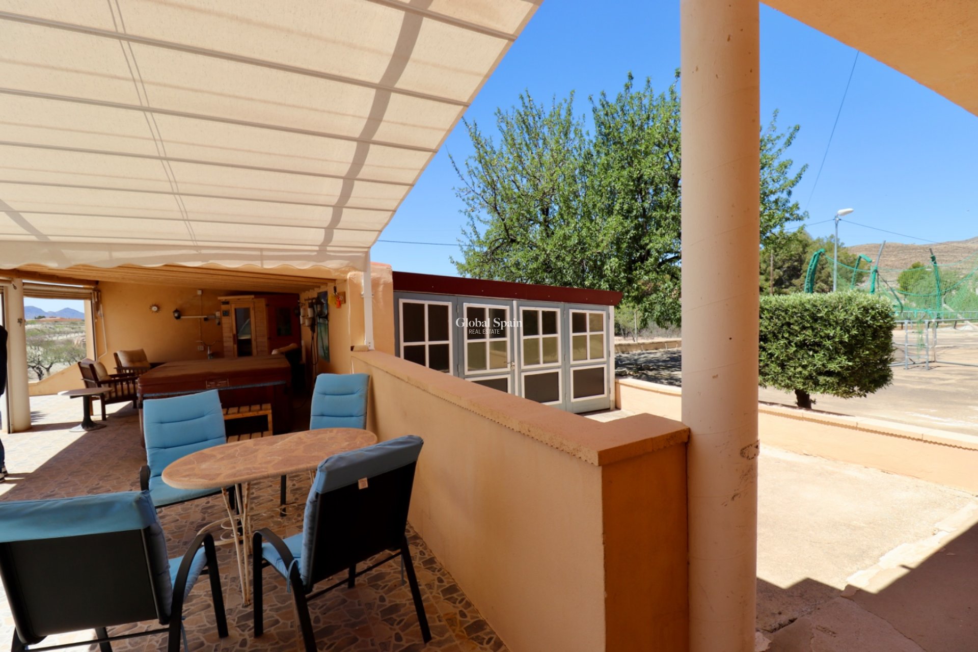 Wederverkoop - Villa -
ALICANTE - San Vicente del Raspeig