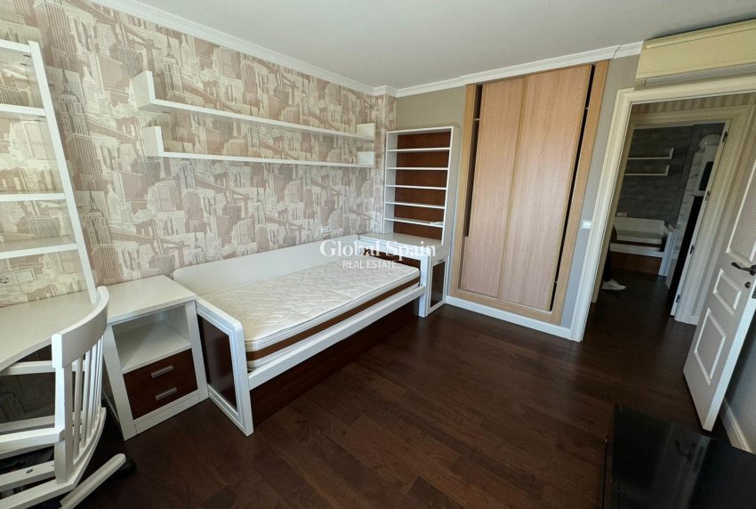 Wederverkoop - VILLA -
ALTEA - ALTEA HILLS