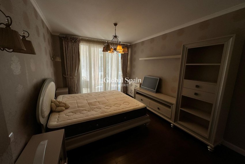 Wederverkoop - VILLA -
ALTEA - ALTEA HILLS