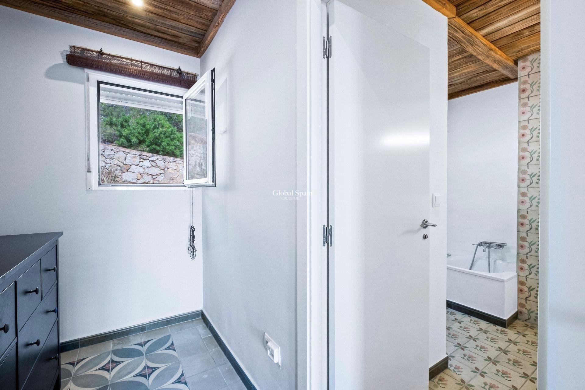 Wederverkoop - VILLA -
ALTEA - Balcón De Altea