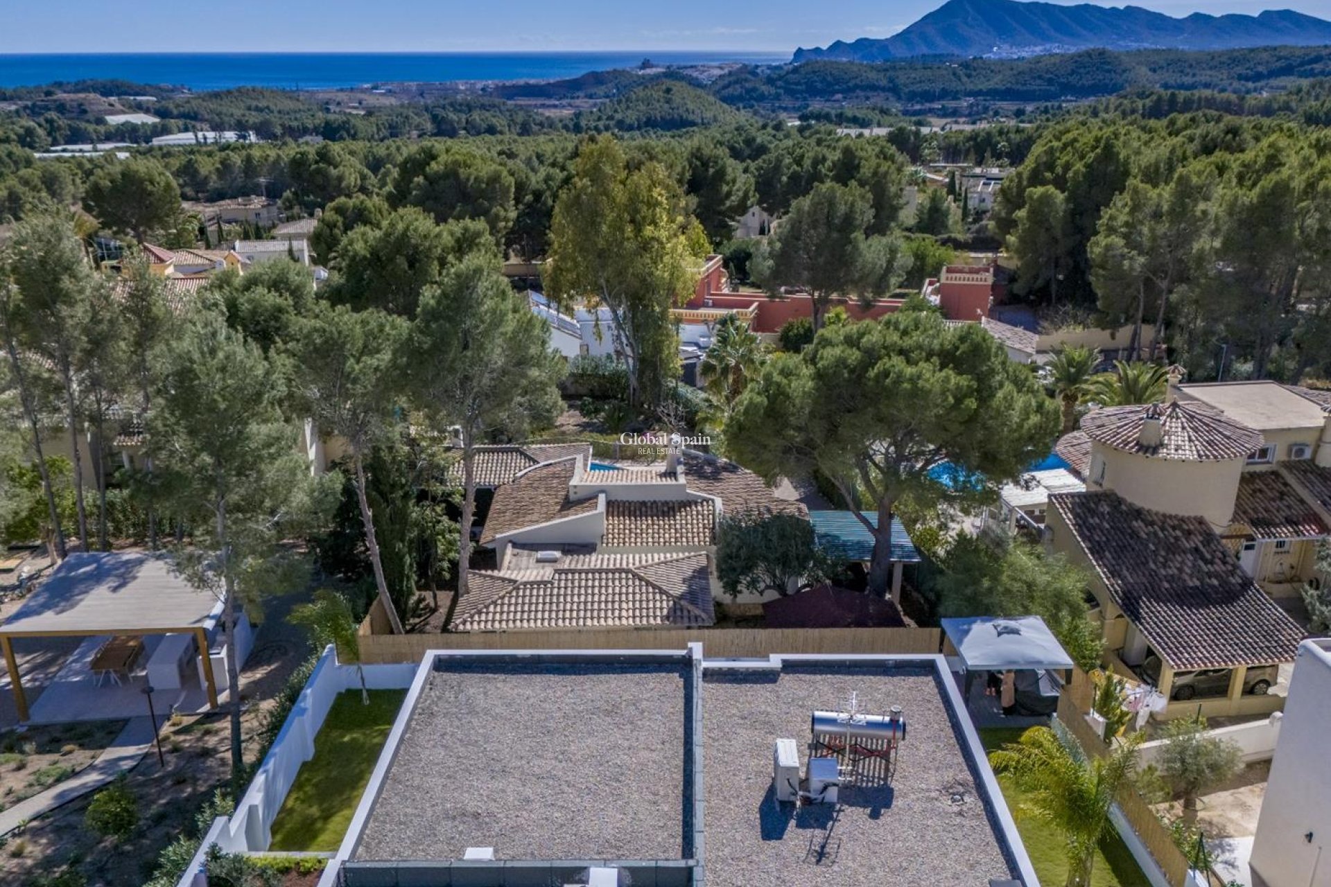 Wederverkoop - VILLA -
ALTEA - Costa Blanca