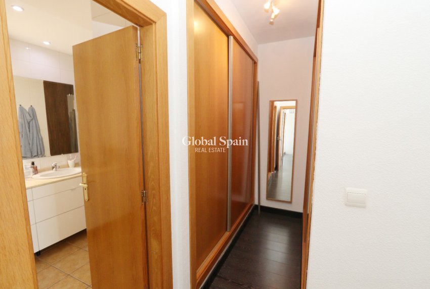 Wederverkoop - VILLA -
ALTEA - Costa Blanca