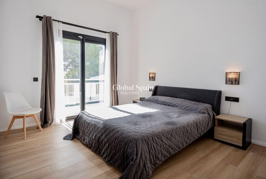 Wederverkoop - VILLA -
ALTEA - Costa Blanca