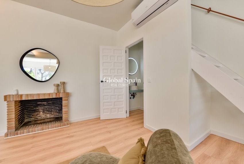 Wederverkoop - VILLA -
ALTEA - Costa Blanca