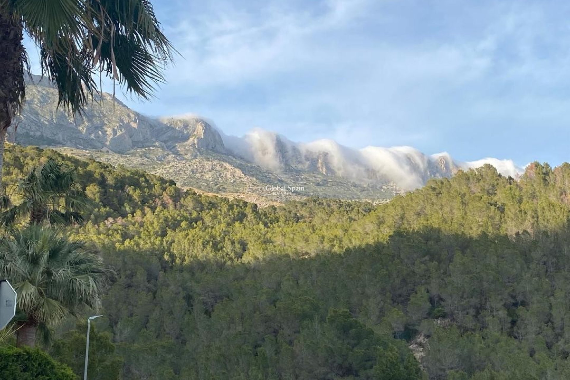 Wederverkoop - VILLA -
ALTEA - Marina Baja