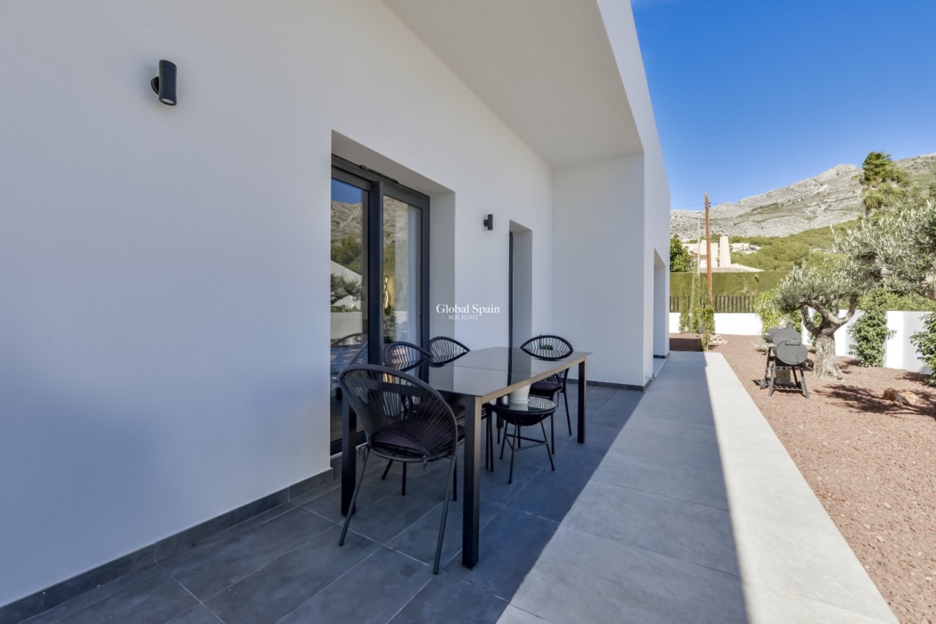Wederverkoop - VILLA -
ALTEA