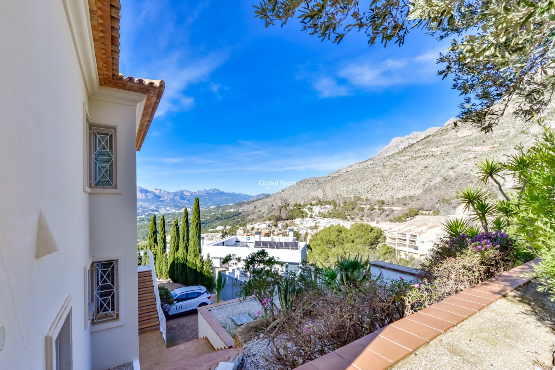 Wederverkoop - Villa -
ALTEA