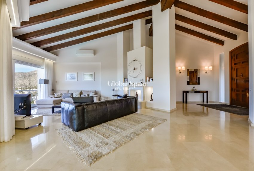 Wederverkoop - Villa -
ALTEA