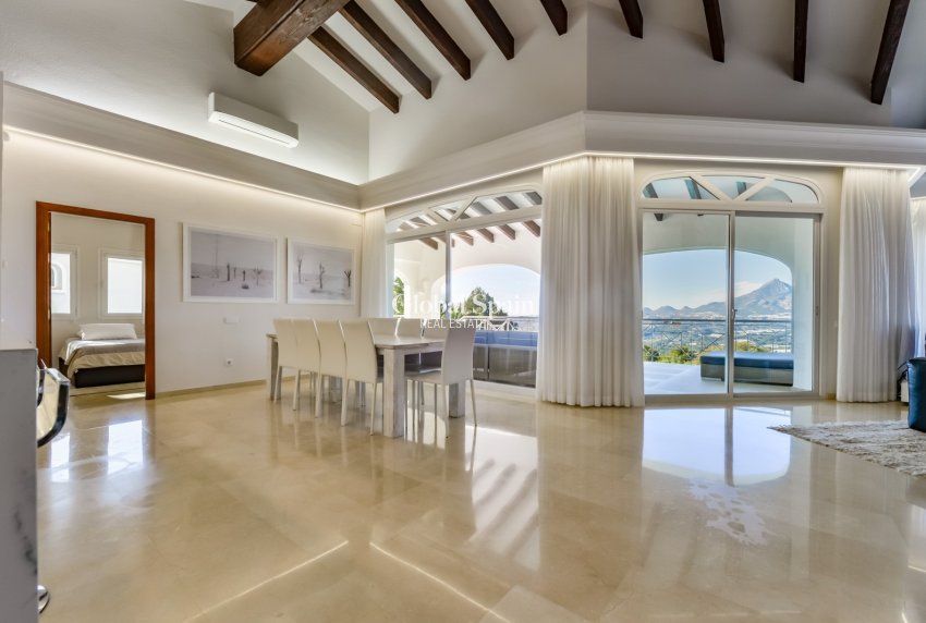 Wederverkoop - Villa -
ALTEA