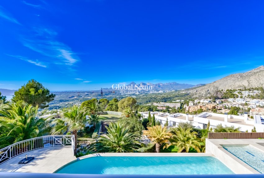 Wederverkoop - Villa -
ALTEA