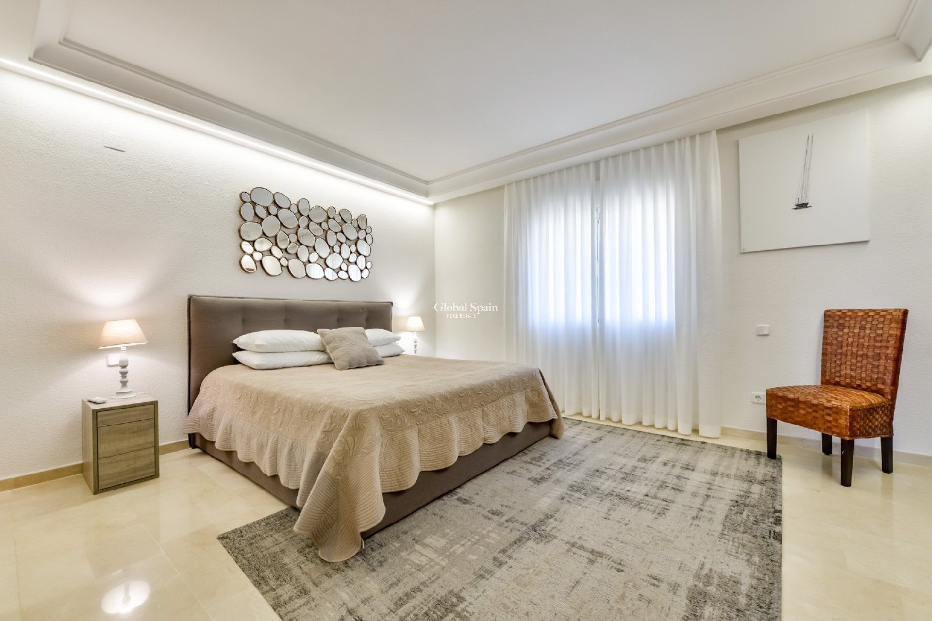 Wederverkoop - Villa -
ALTEA