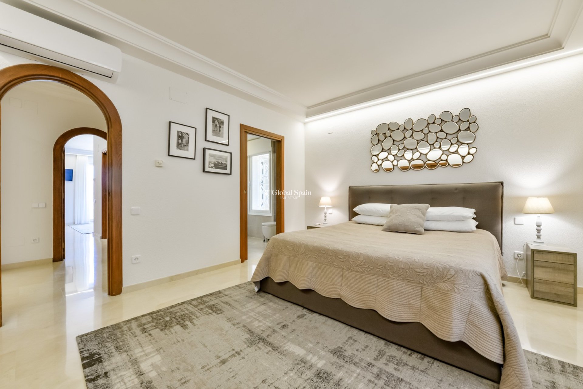 Wederverkoop - Villa -
ALTEA