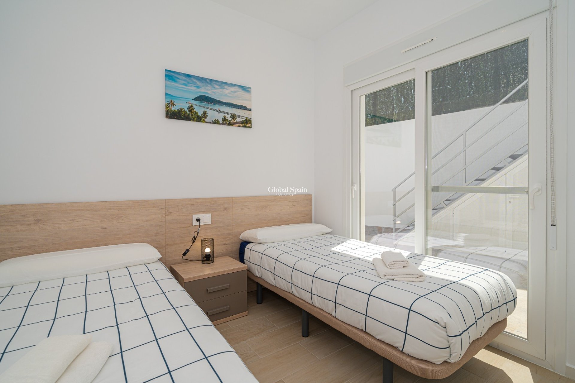 Wederverkoop - VILLA -
AVILESES - Inland