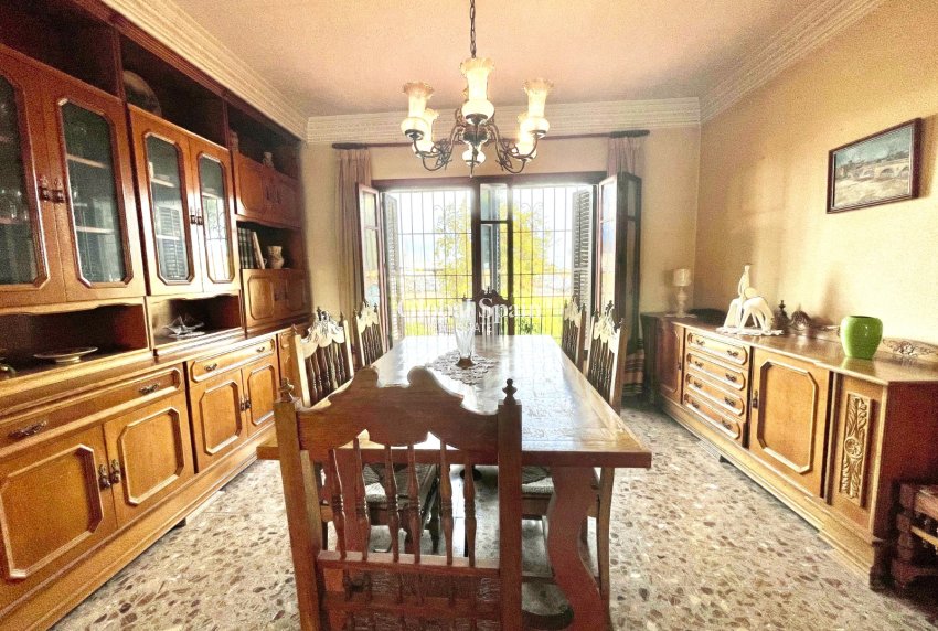 Wederverkoop - VILLA -
BENEJÚZAR - Inland