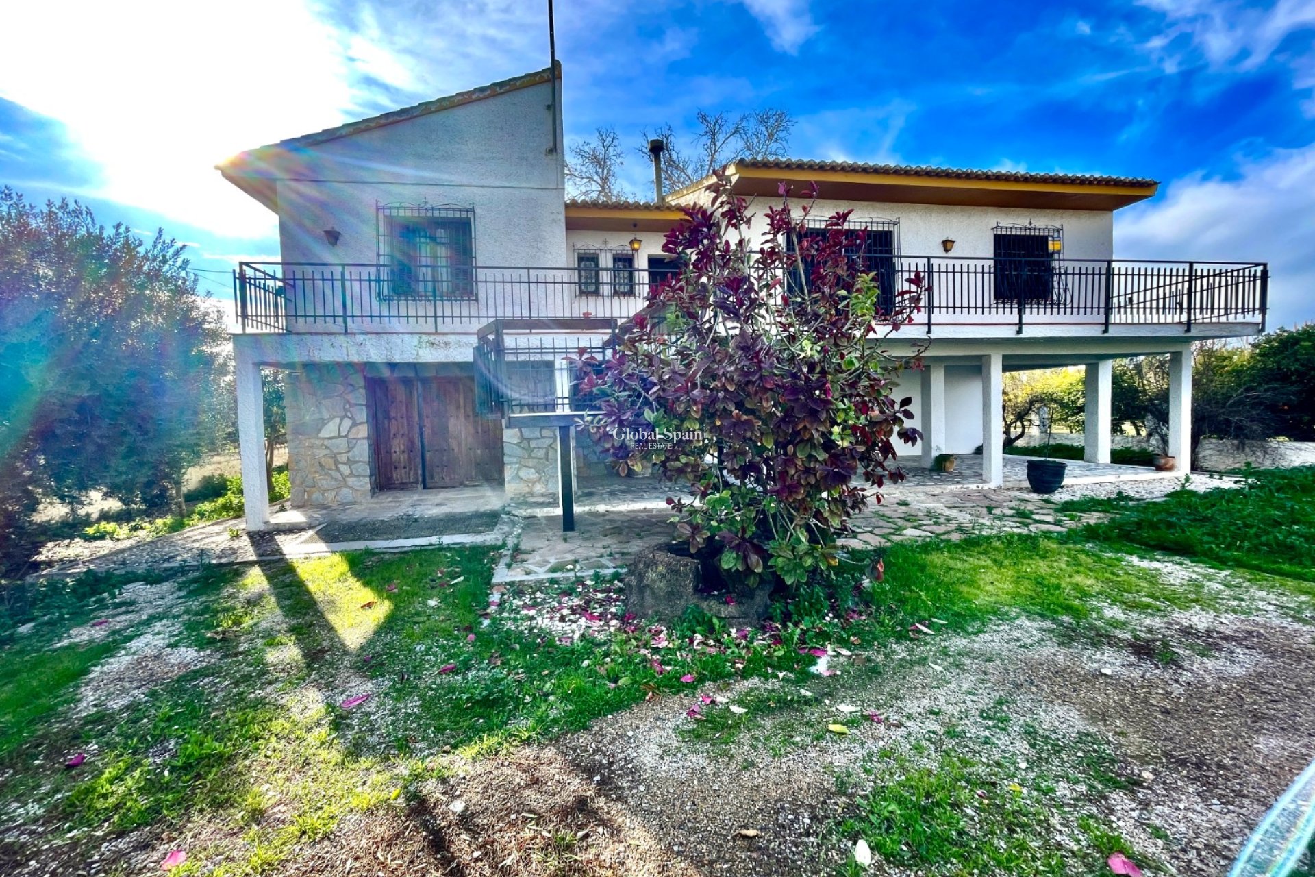 Wederverkoop - VILLA -
BENEJÚZAR - Inland