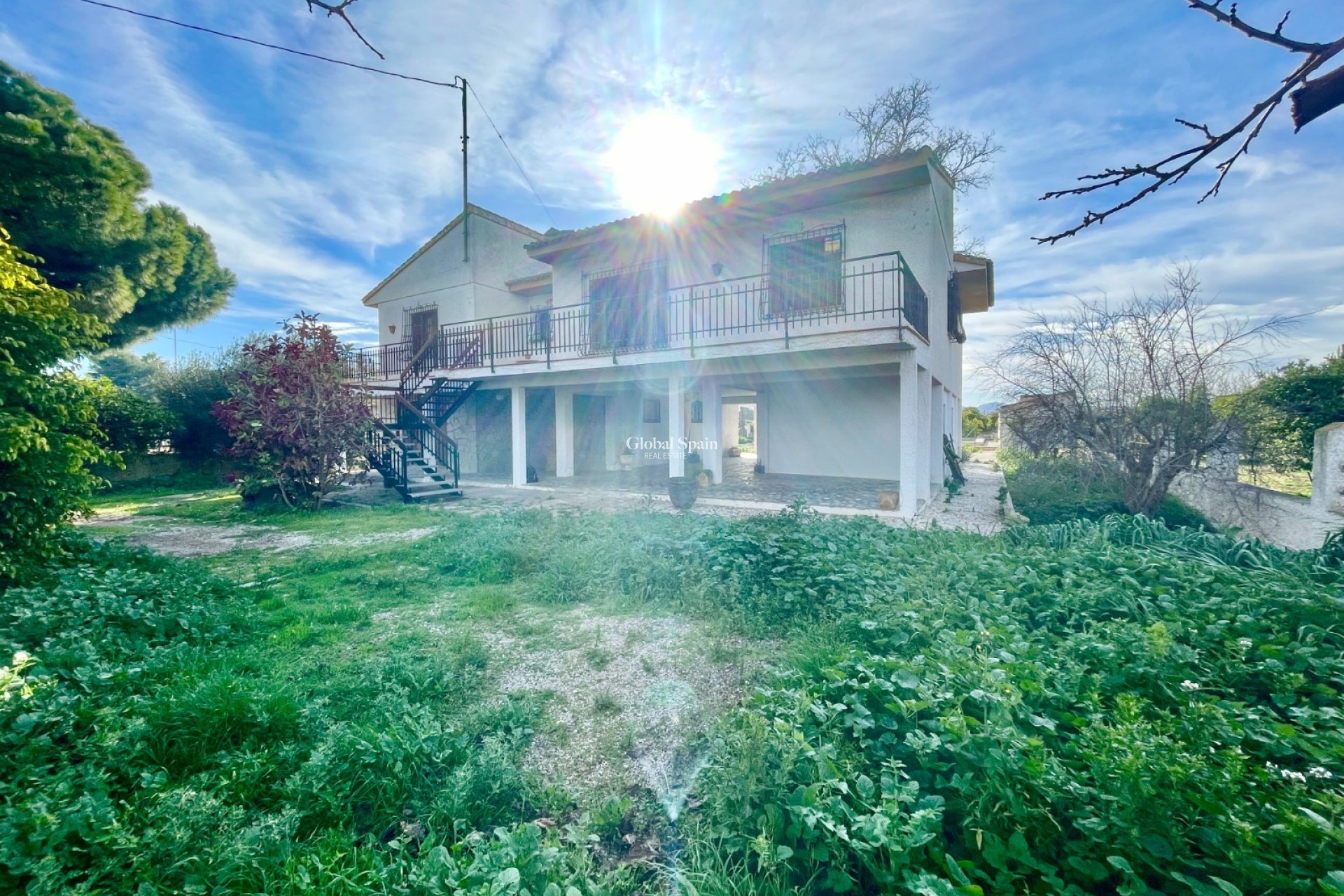 Wederverkoop - VILLA -
BENEJÚZAR - Inland