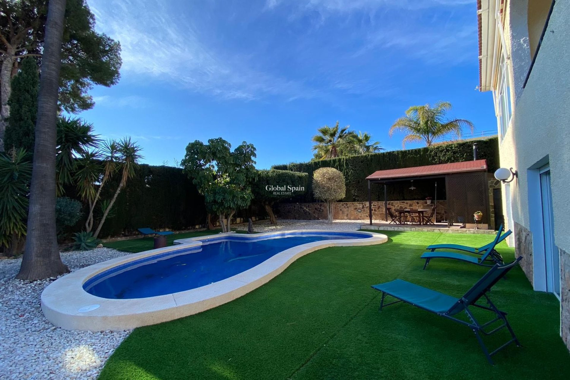 Wederverkoop - VILLA -
BENIDORM - Levante