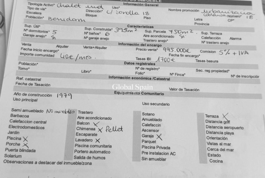 Wederverkoop - VILLA -
BENIDORM - Levante