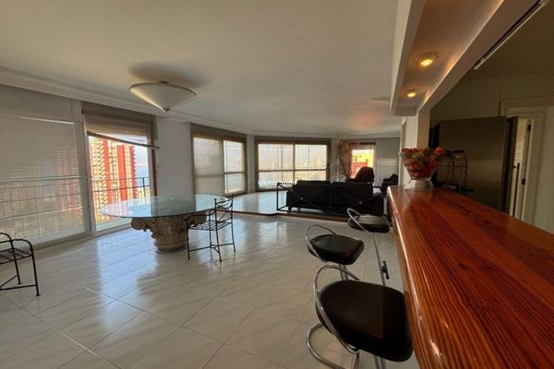 Wederverkoop - VILLA -
BENIDORM - Levante