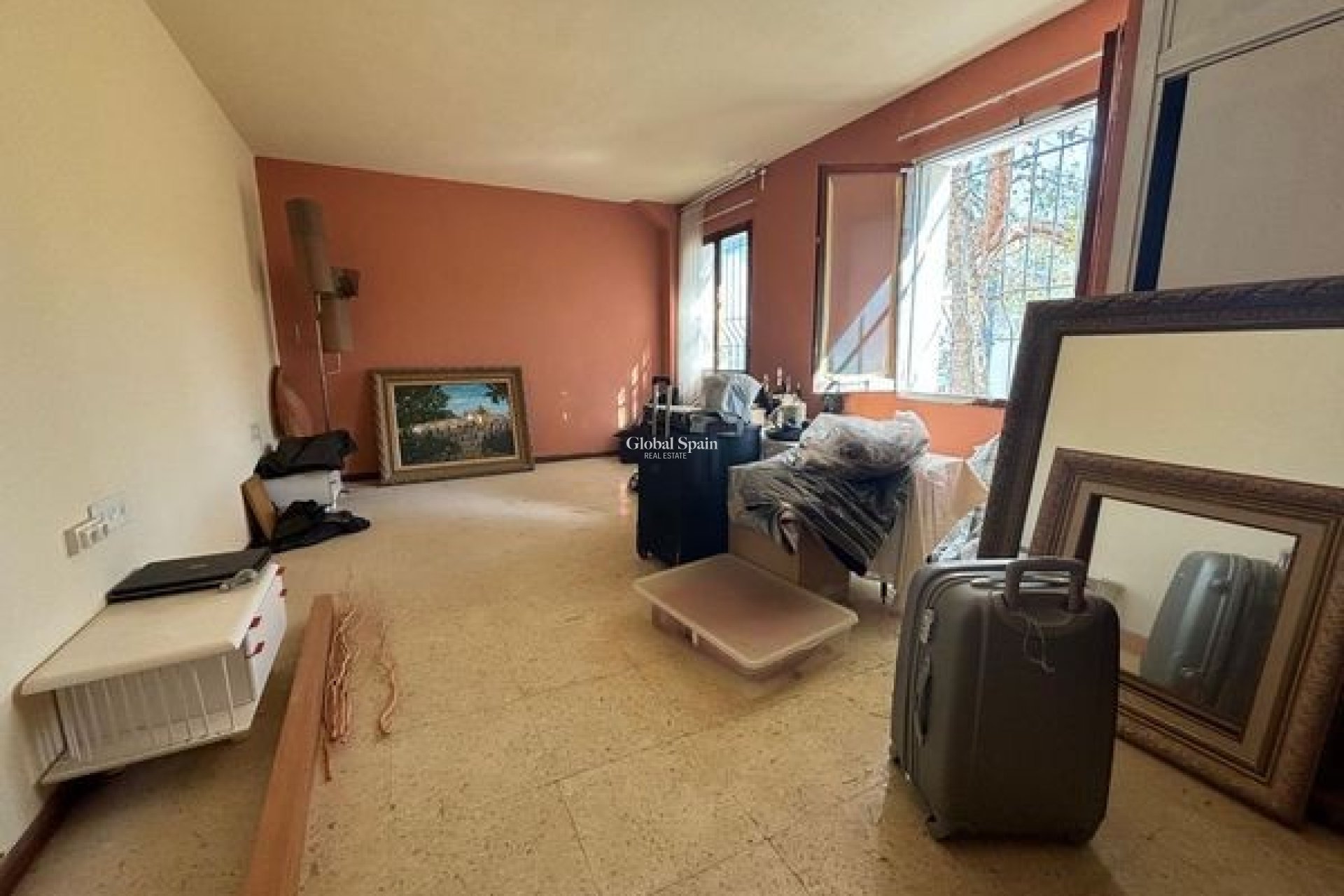 Wederverkoop - VILLA -
BENIDORM - Levante