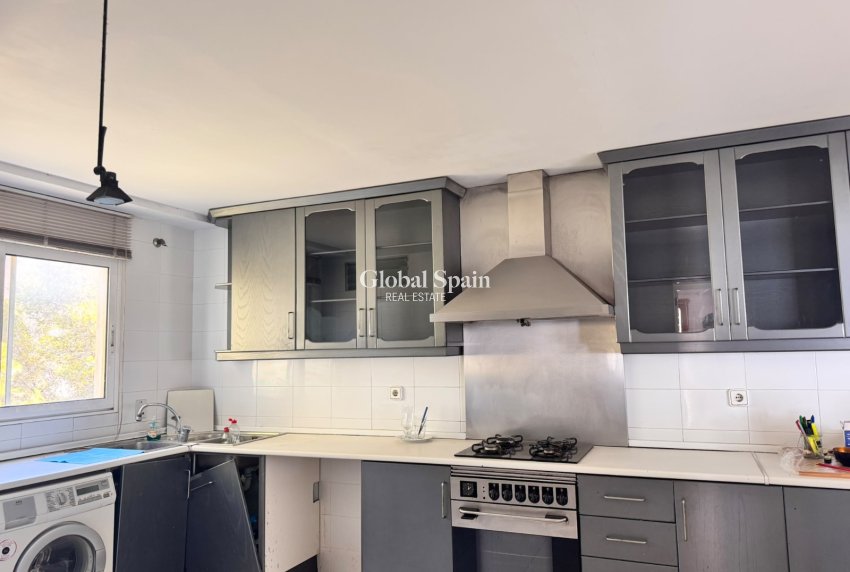 Wederverkoop - VILLA -
BENIDORM - Rincón de Loix