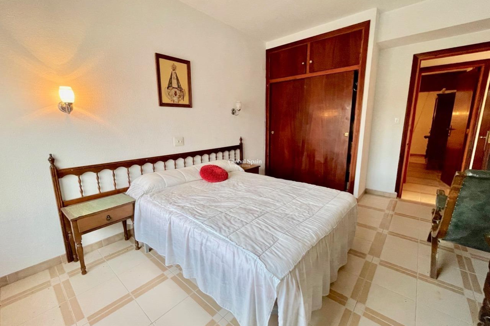 Wederverkoop - VILLA -
BENIDORM - Salto Del Agua