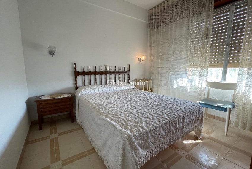 Wederverkoop - VILLA -
BENIDORM - Salto Del Agua