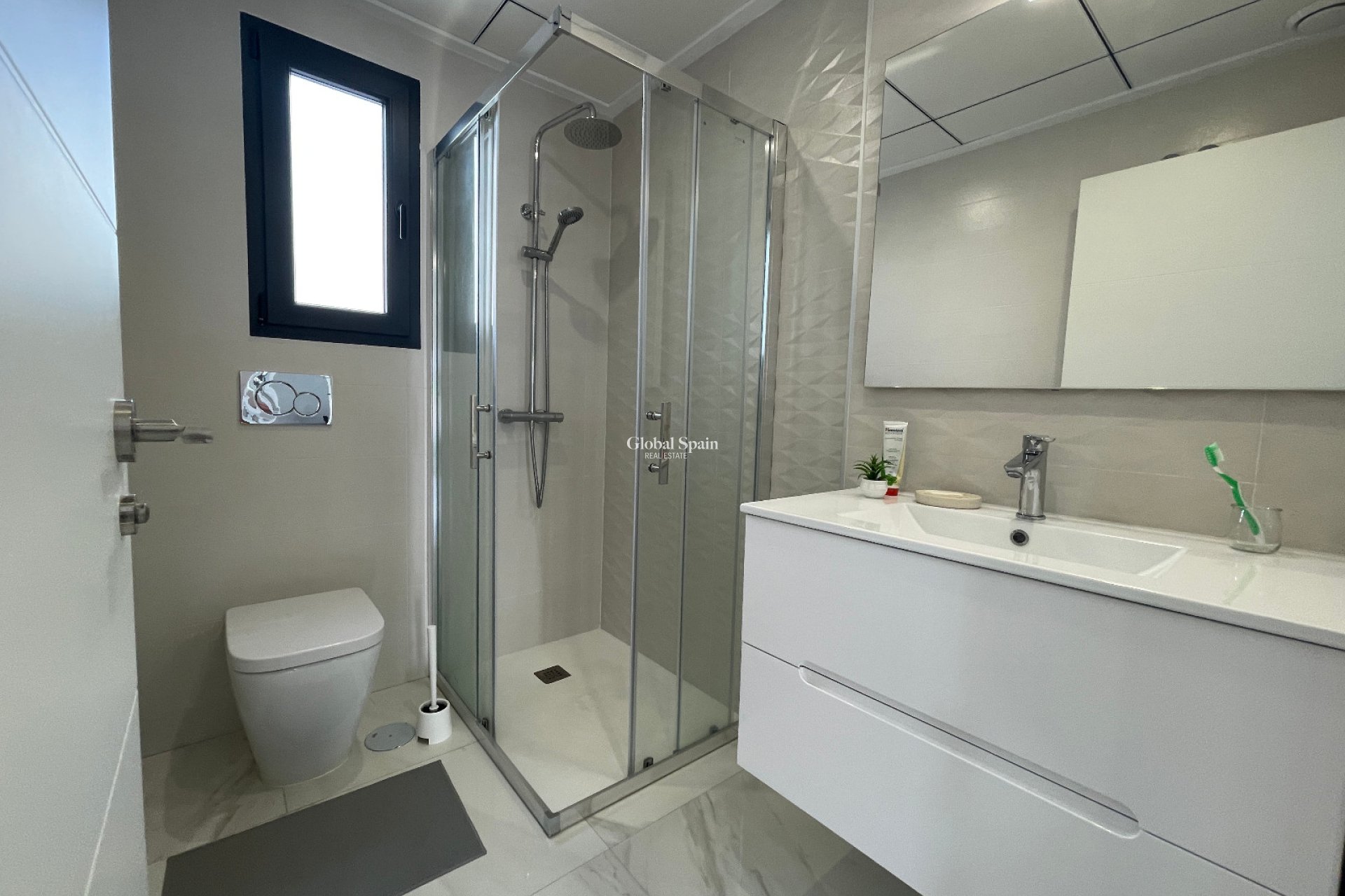 Wederverkoop - VILLA -
BENIJÓFAR - Costa Blanca