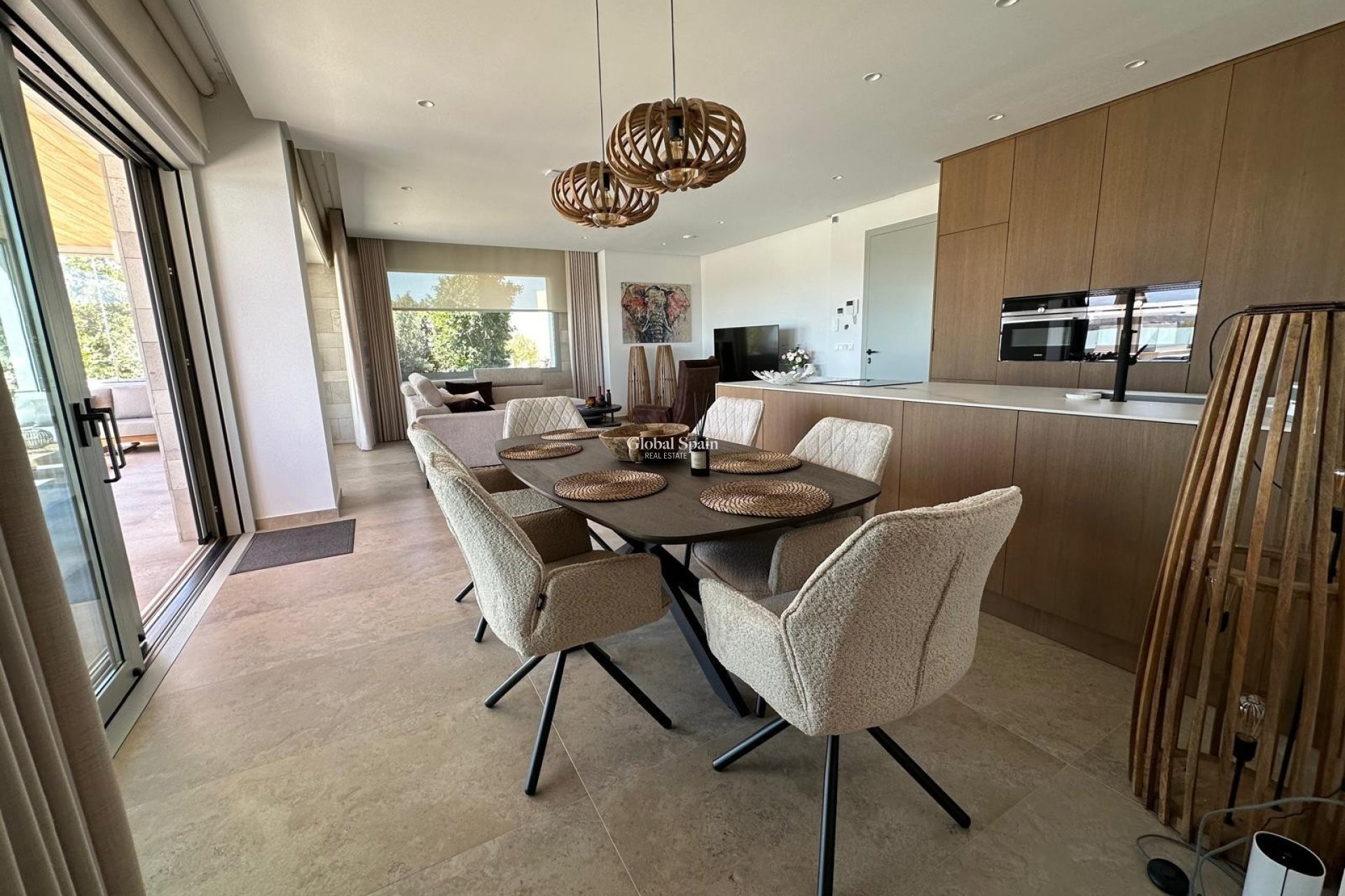 Wederverkoop - VILLA -
BENIJÓFAR - Costa Blanca