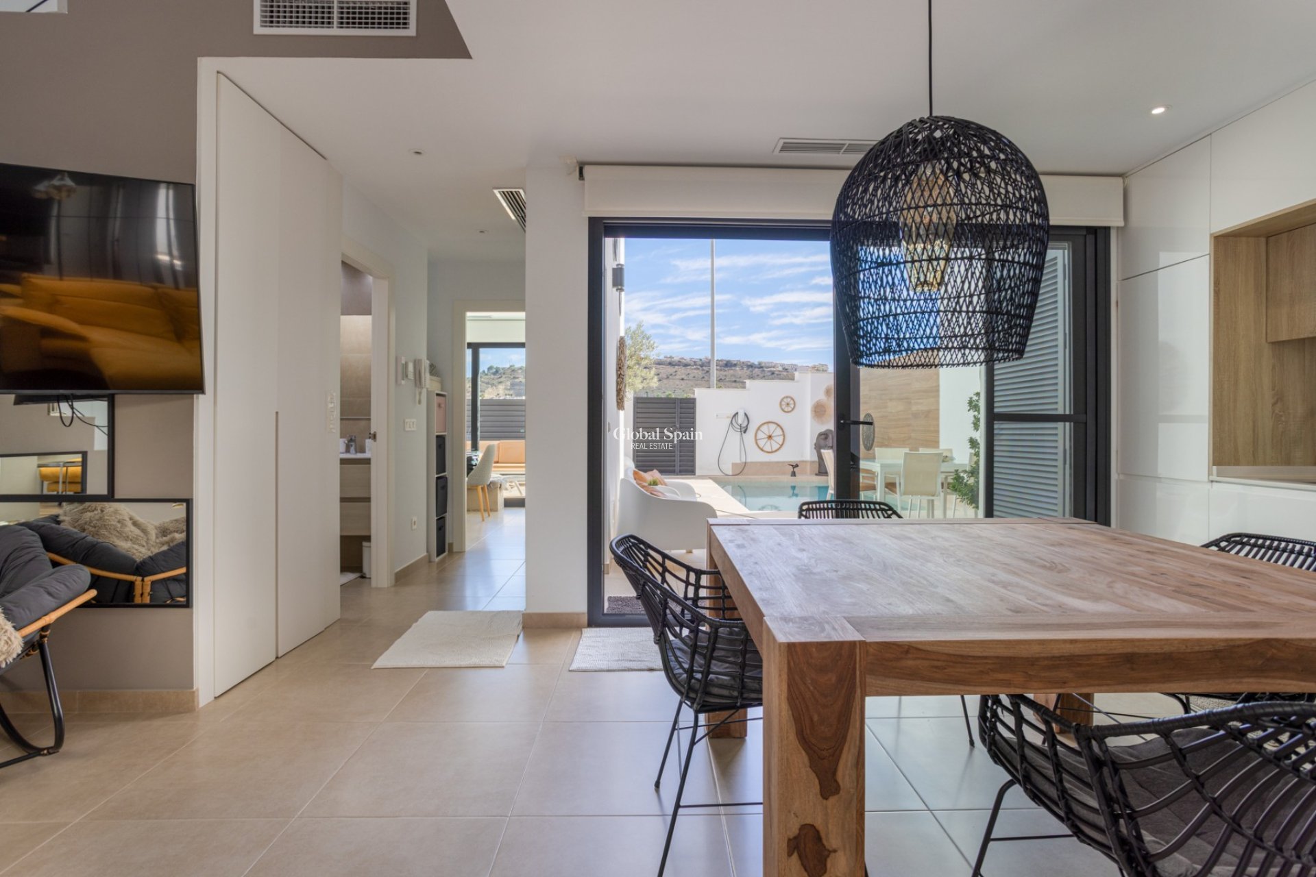 Wederverkoop - VILLA -
BENIJÓFAR - Costa Blanca