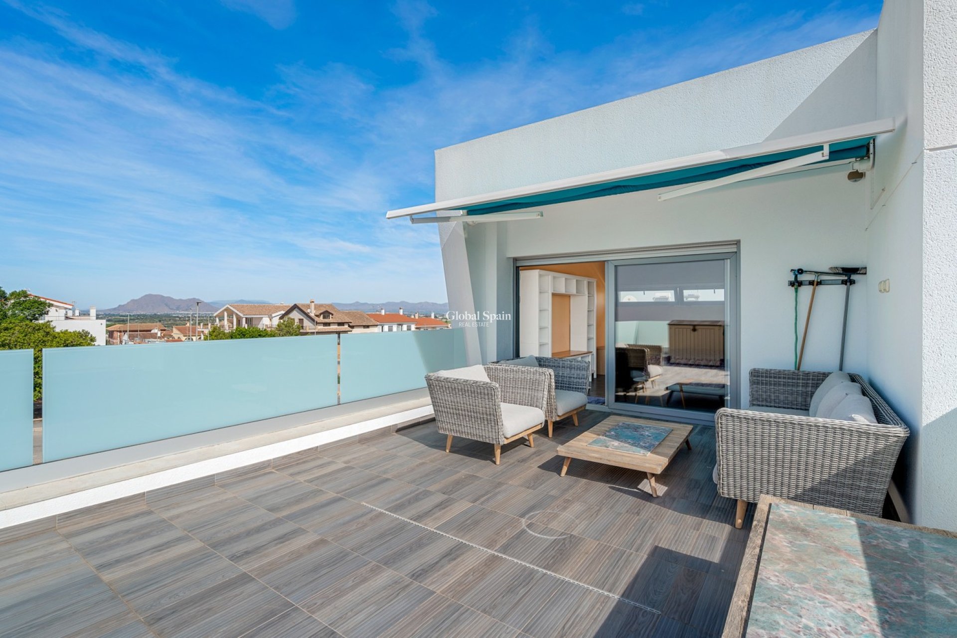 Wederverkoop - VILLA -
BENIJÓFAR - Costa Blanca