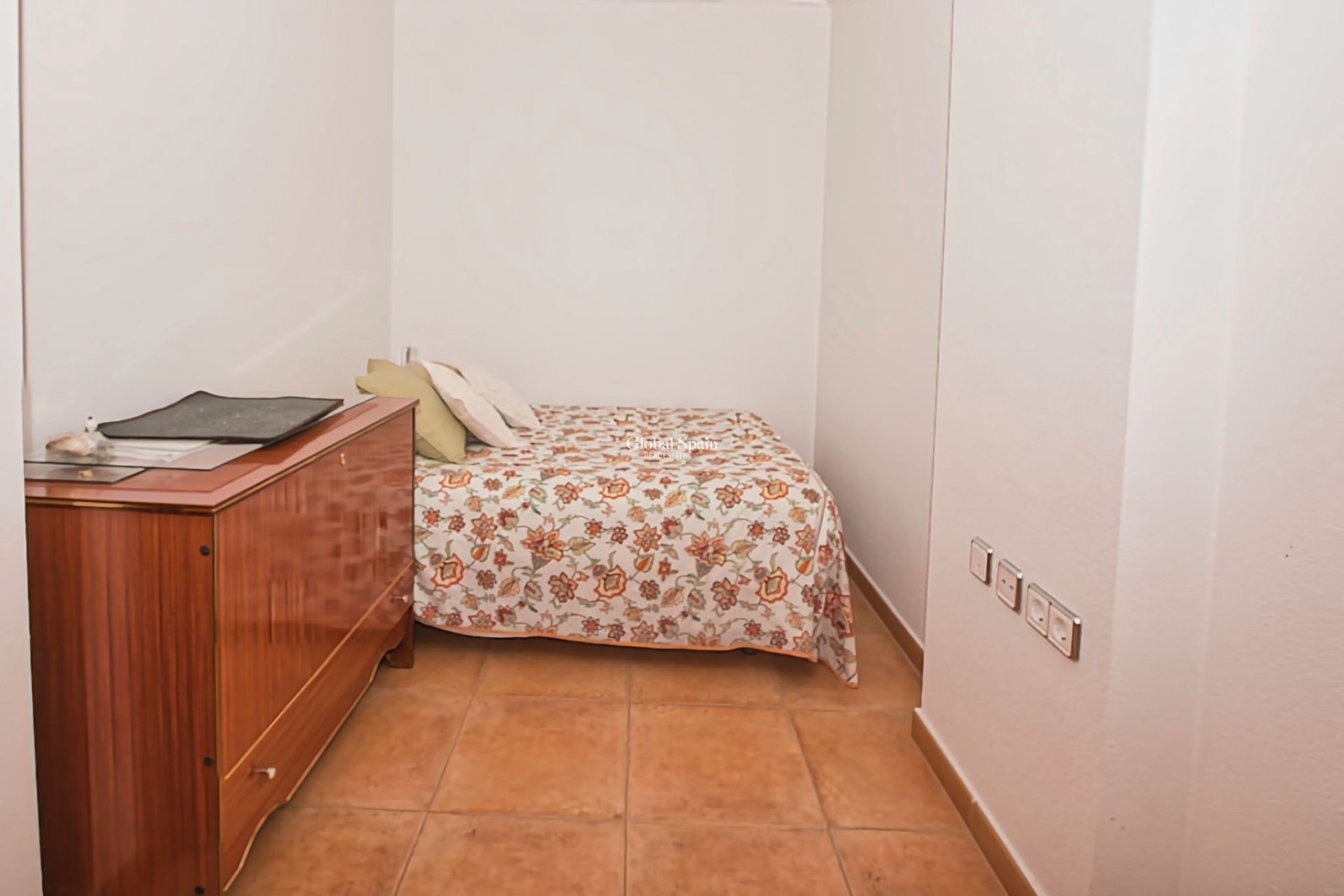 Wederverkoop - VILLA -
BENIJÓFAR - Costa Blanca